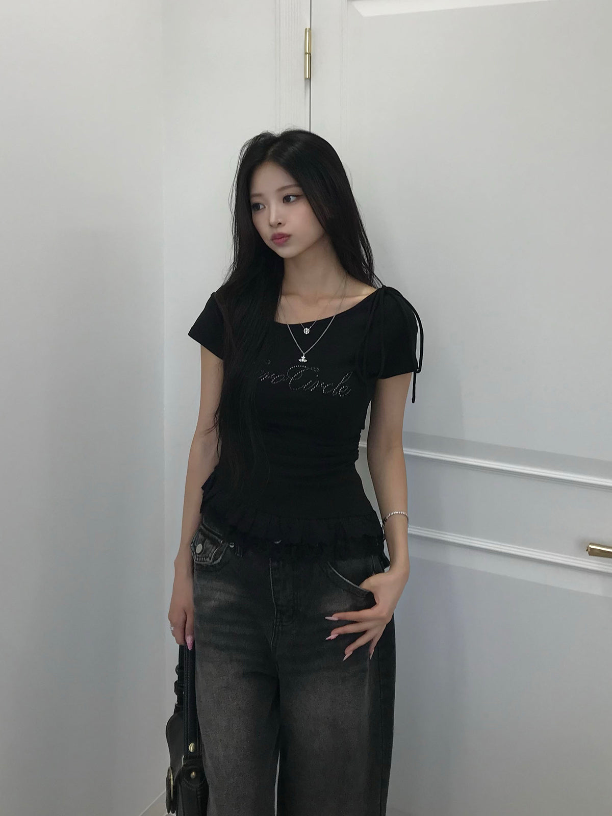 リボンストラップレースTシャツ