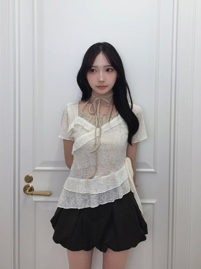 レイヤードホルターフリルシアーニット