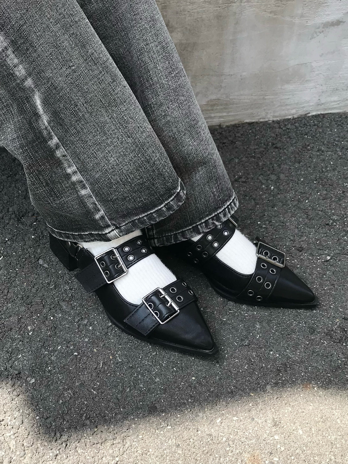 4/17★Photo Double Buckle Strap Pumps