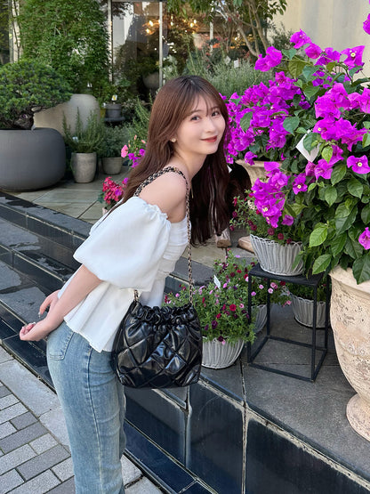 오프 숄더 퍼프 슬리브 개더 블라우스
