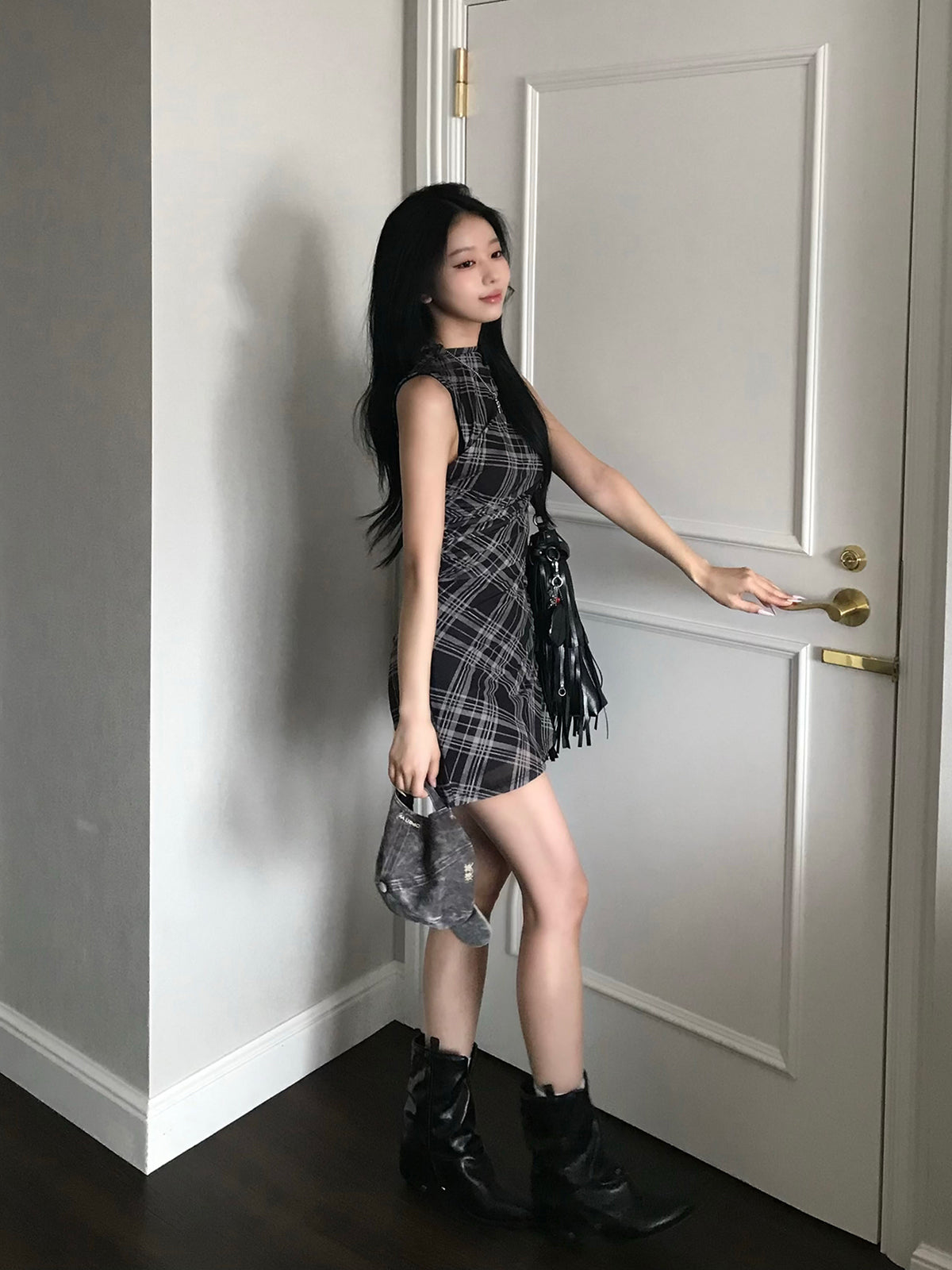 無袖格紋緊身迷你連衣裙