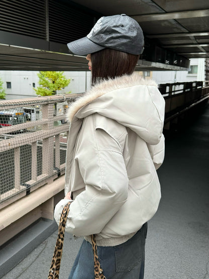 ボリュームファータッチフーディーブルゾン