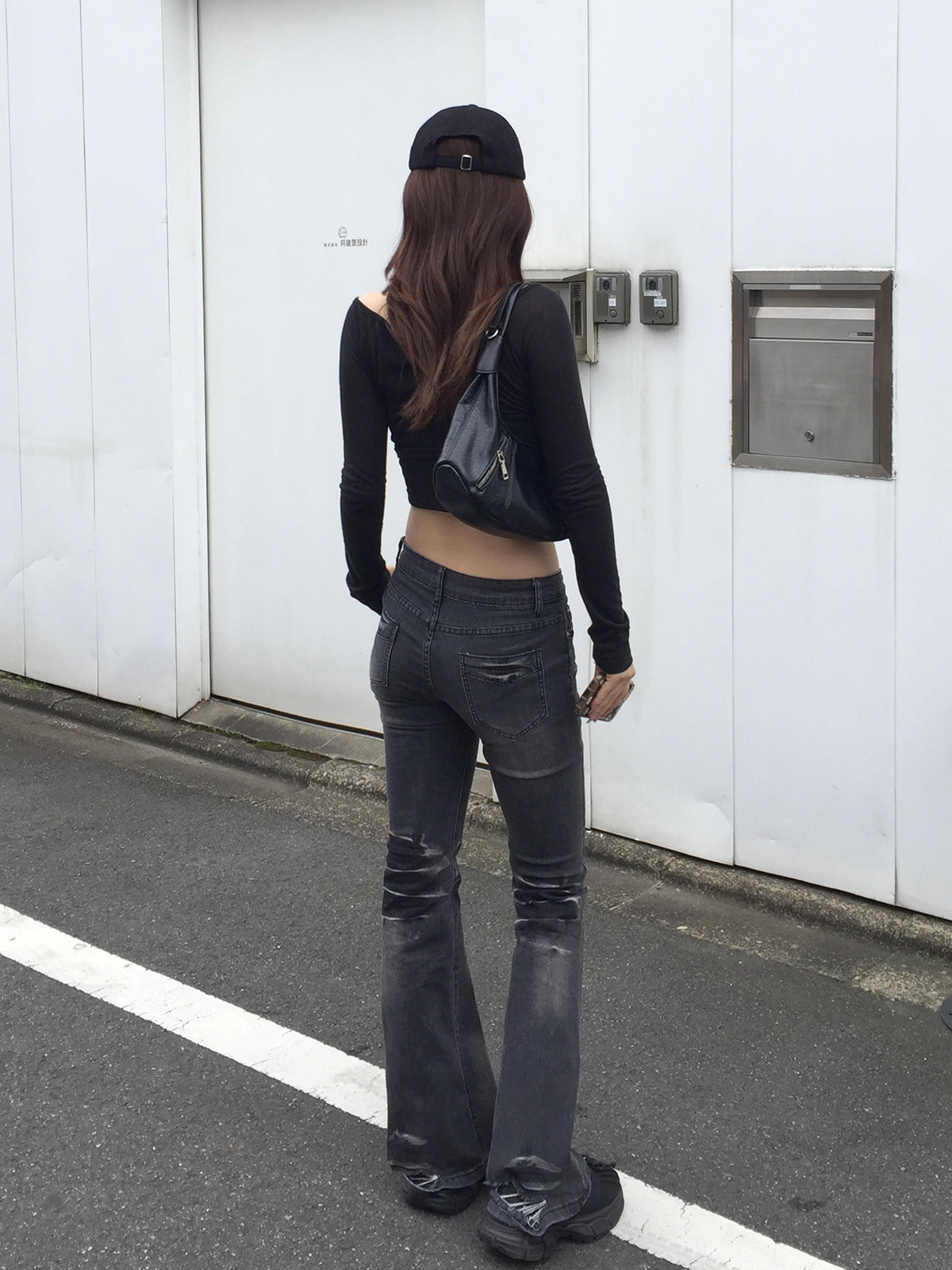セミフレアウォッシングデニムパンツ