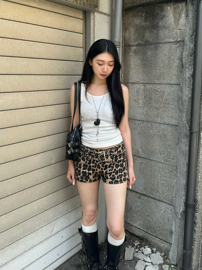 レオパードベルトデニムショートパンツ