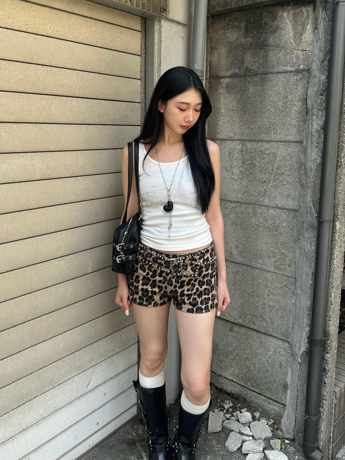 レオパードベルトデニムショートパンツ