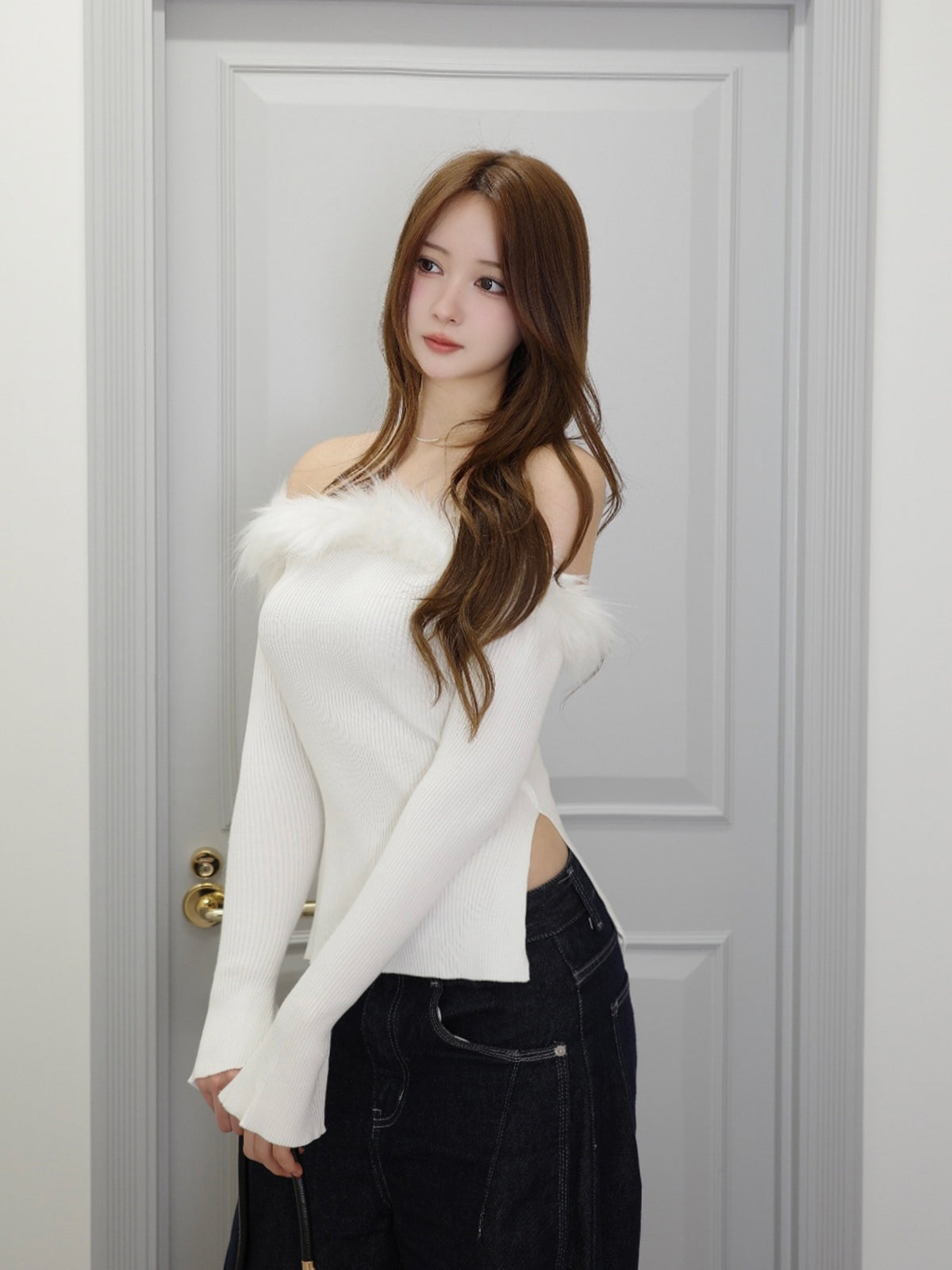 ファータッチオフショルリブニット