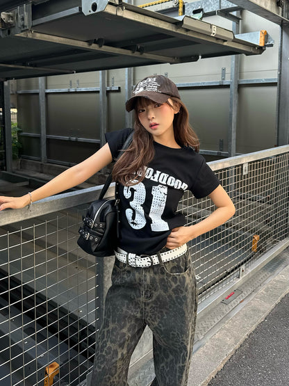 ダウンレタリングTシャツ