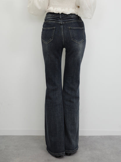 シルエットフレアデニムパンツ