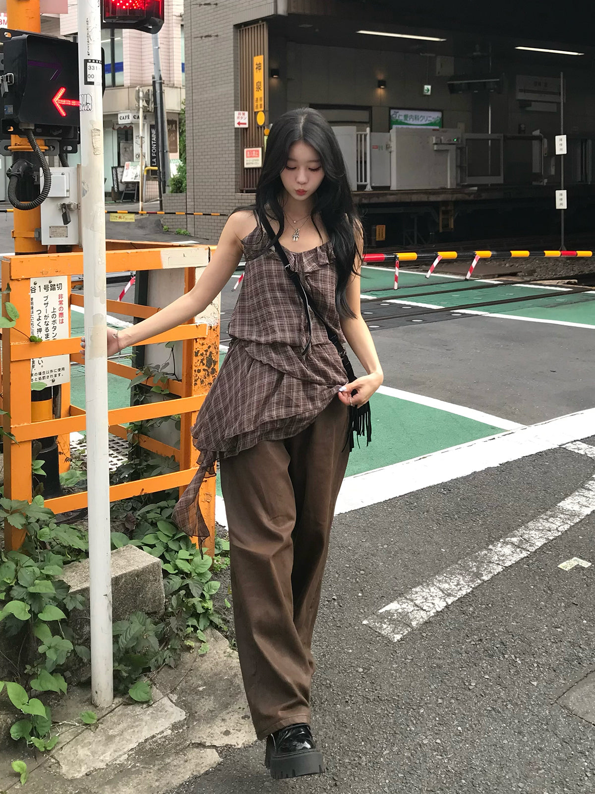 チェックフリルアシメミニワンピース