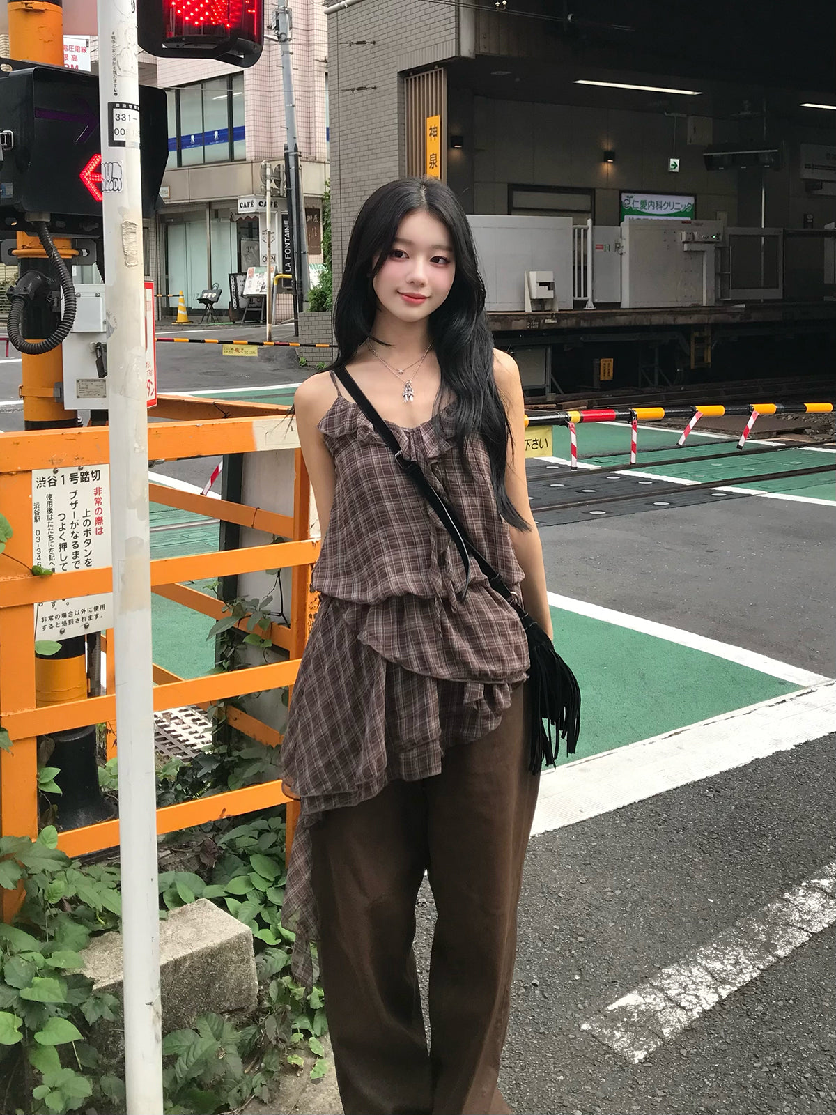チェックフリルアシメミニワンピース