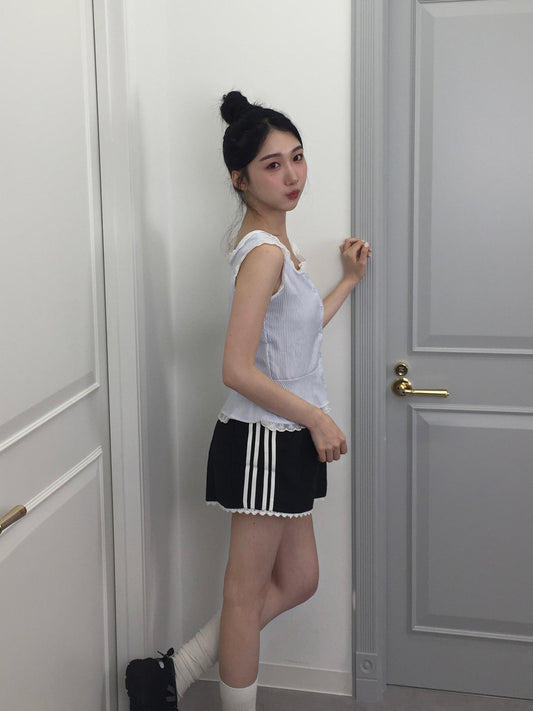サイドラインレースショートパンツ