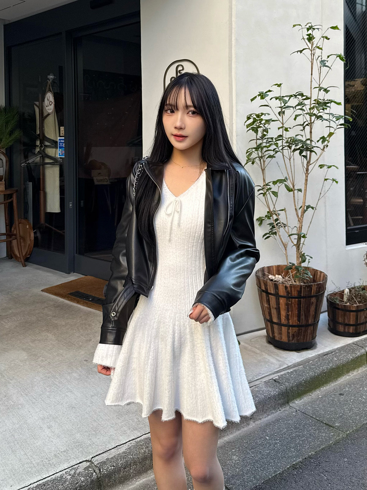 V領蝴蝶結針織迷你連衣裙