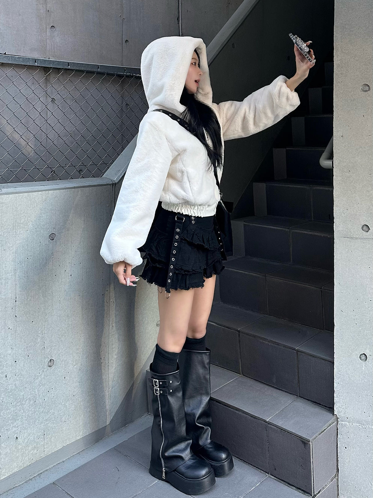 プリーツヘムフリルミニスカート