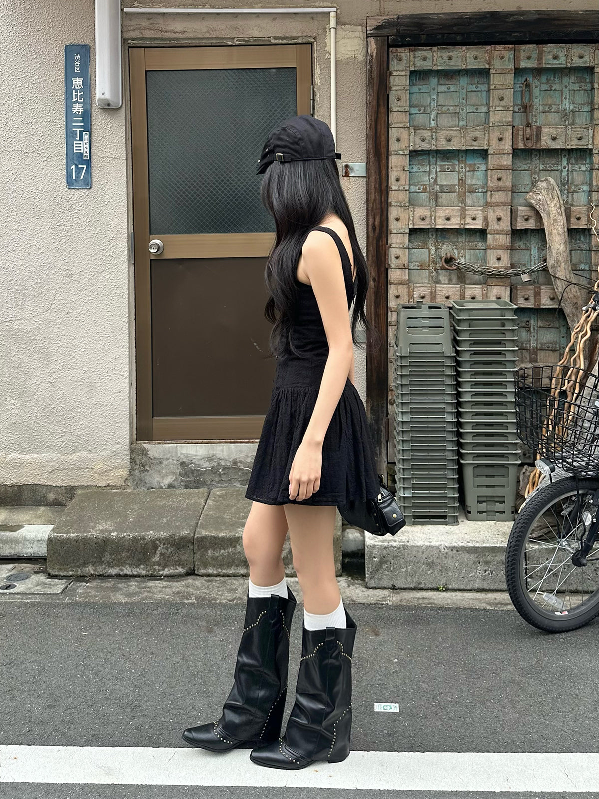 リーフステッチノースリーブミニワンピース