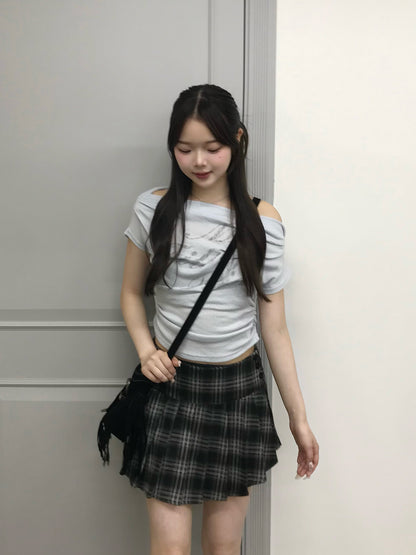 オフショルギャザーレタリングカットソー