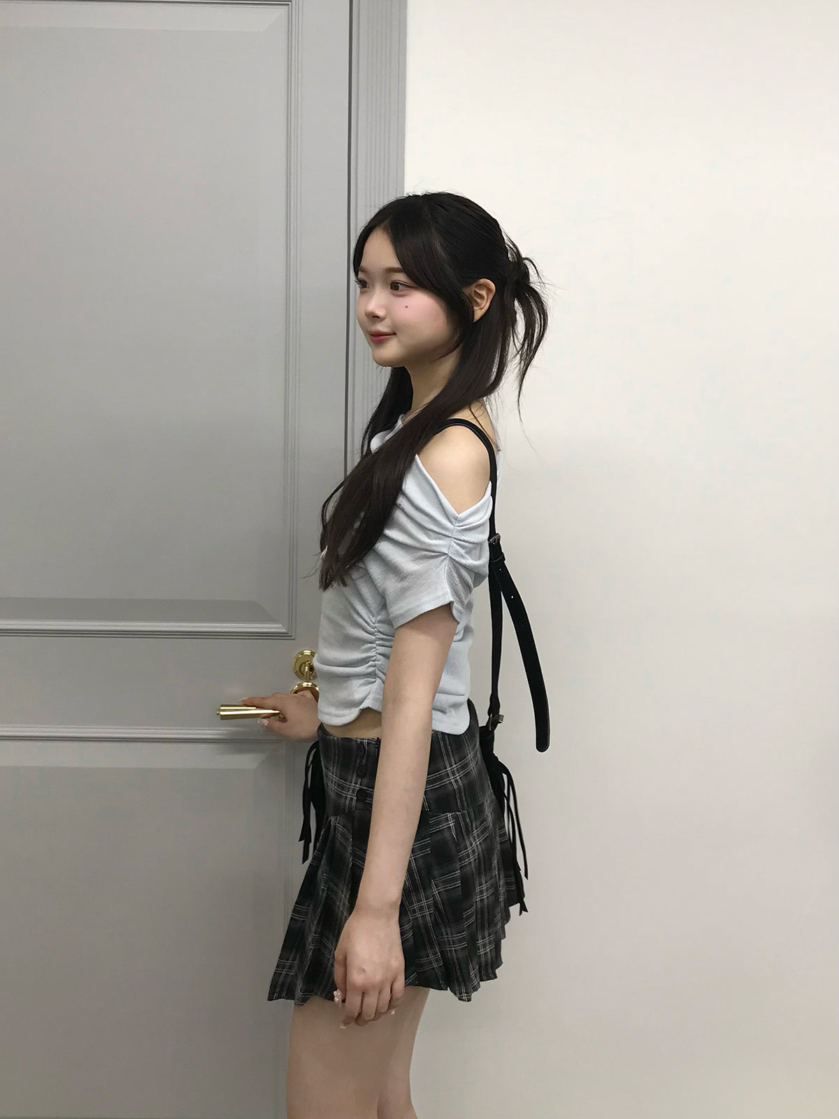 オフショルギャザーレタリングカットソー