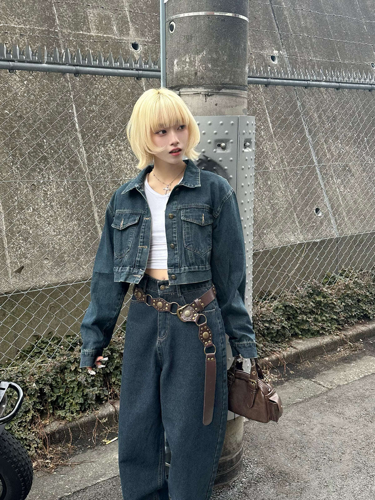 背面按鈕夾克牛仔套裝