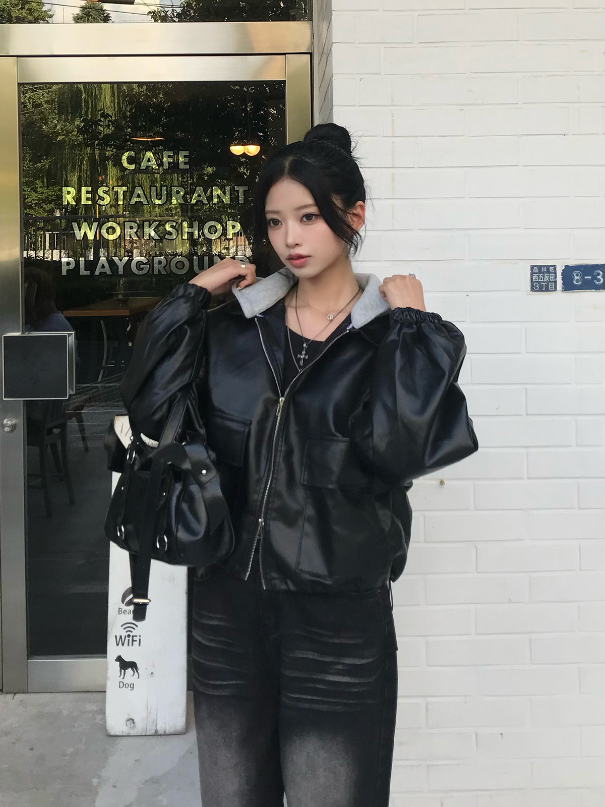 フーディーレザータッチジャケット