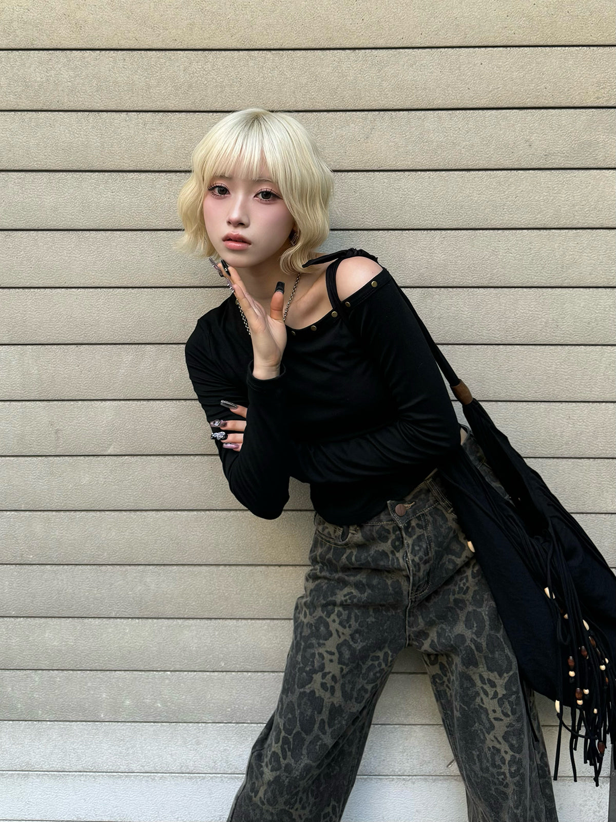 スタッズギャザーワンショルカットソー