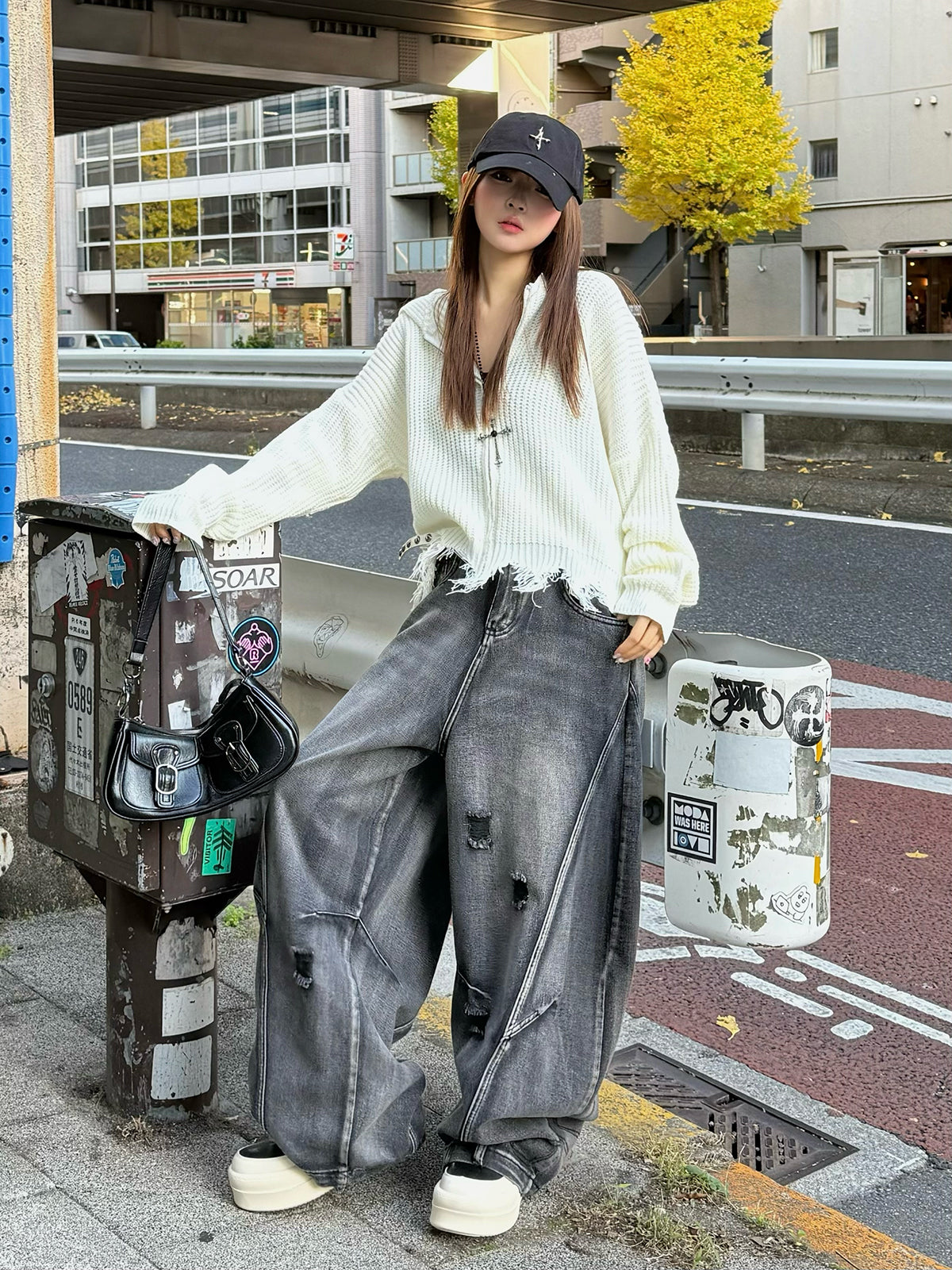 ダメージフリンジニットパーカー