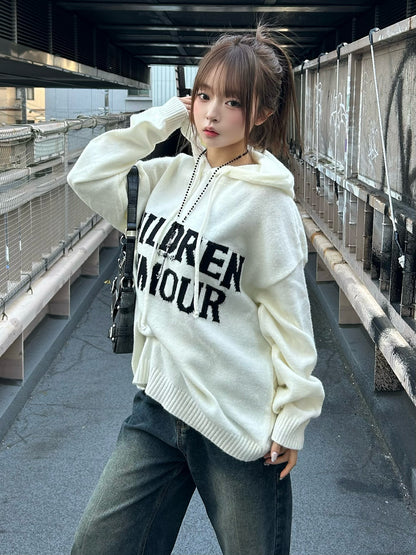 レタリングロゴフーディーニット