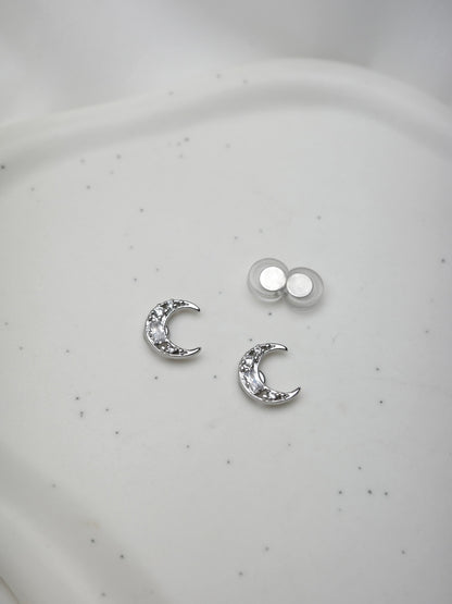 ムーンライトマグネットピアス