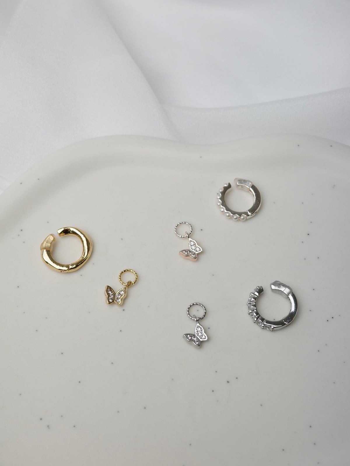 タイニーバタフライチャーム